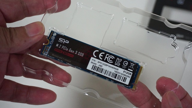 SAMSUNG SSD 860 EVO 500GB 開封レビュー（令和PC製作日記 製作編）