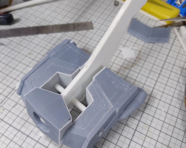 3Dプリンター 1/144 モビルダイバー ゼーゴック製作日誌（10日目）バインダー（尾翼）の取付