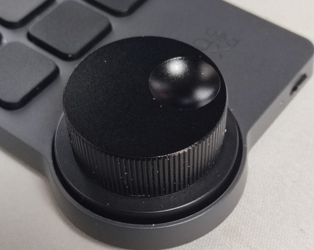 XPPen ACK-05 のローラーホイールにノブを後付けしてみたら便利だった