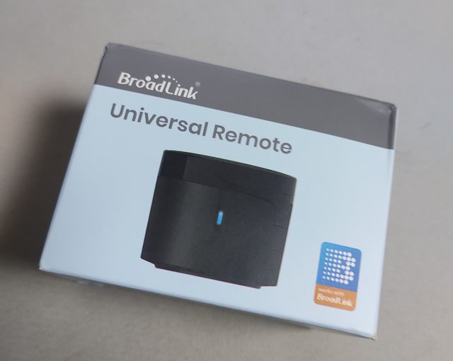 BroadLink デバイスから赤外線リモコンを制御してみる