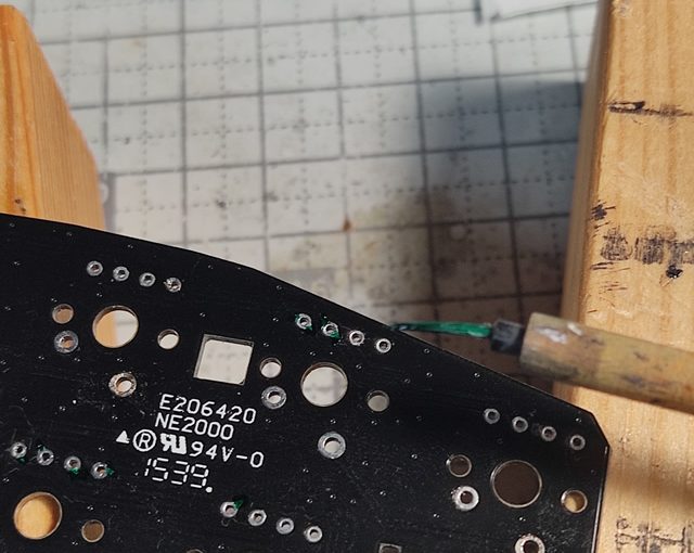 Razer Orbweaverのキースイッチをホットスワップ化してみた（その３）